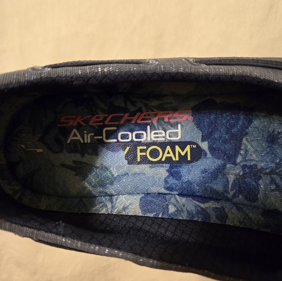 Skechers Microburst Air Cooled Memory Foam Slip On Sneakers Gray Blue Size 8 - Picture 4 of 5